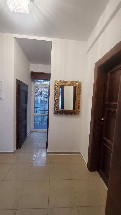 Apartman Julie Loket Esterno foto